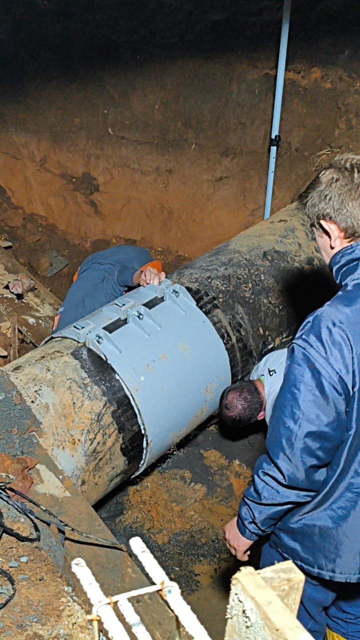 SAMAE conclui com sucesso reparo em adutora de água bruta durante a madrugada