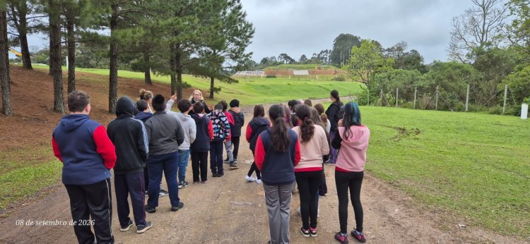 Alunos da Escola Newton Mendes visitam o Aterro Sanitário