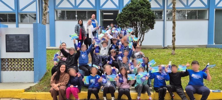 Alunos da Escola Alexandre Pfeiffer visitam a ETA e a ETE